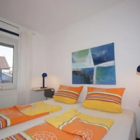 6 Personen Mit Privatem Bootsteg, Direkter Seelage, Kanu, Sauna Und Badewanne In Prázdninový dům